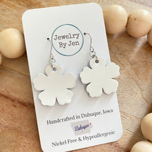 Load image into Gallery viewer, Sue’s Forget Me Not Earrings: White