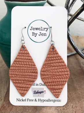 Lora Earrings: Peach Palm