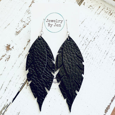 Jagged Feather Earrings: Black