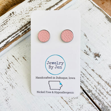 Stud Earrings: Pink