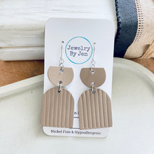 Load image into Gallery viewer, Embossed Arch Earrings: Taupe
