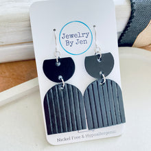 Load image into Gallery viewer, Embossed Arch Earrings: Black