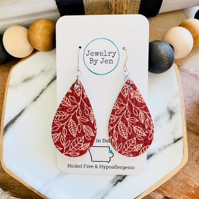 Medium Teardrop: Cranberry w/Cream Leaves