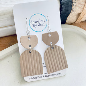 Embossed Arch Earrings: Taupe