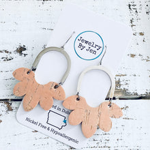 Load image into Gallery viewer, Split Flower Earrings: Peach Cork