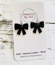 Load image into Gallery viewer, Bow Earrings: Black