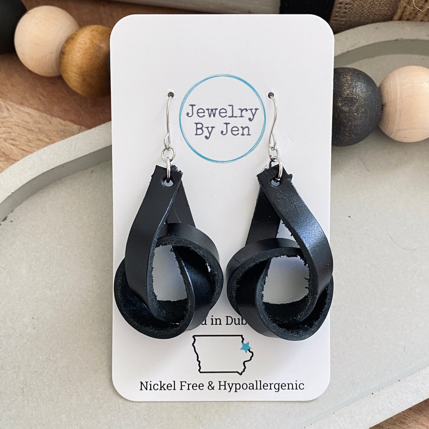 Knot Earrings: Black