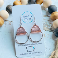 Load image into Gallery viewer, Twisted Hoop: Rose Gold