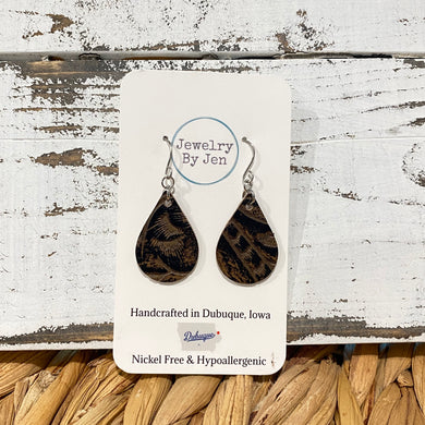Small Teardrop: Chocolate Tooled