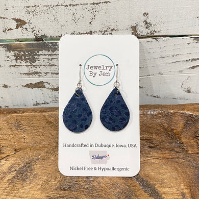 Small Teardrop: Navy Cheetah