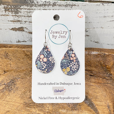 Small Teardrop: Grey w/Flowers