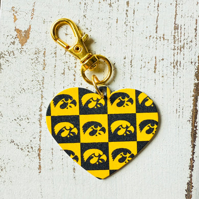 Iowa Hawkeyes Checkerboard Heart Keychain