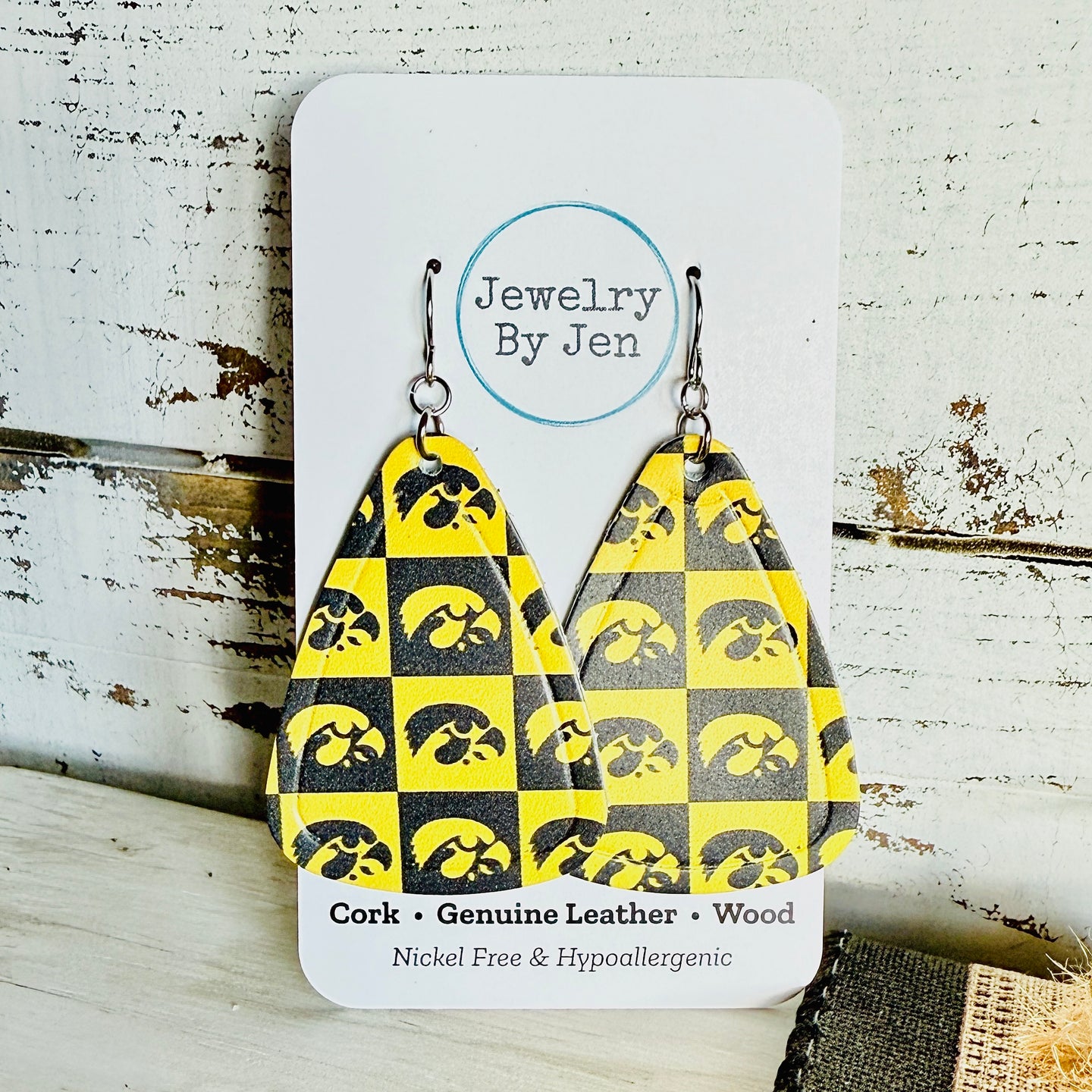 Iowa Hawkeyes Checkerboard Embossed Modern Teardrop