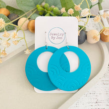 Load image into Gallery viewer, Embossed Rainbow Circle: Turquoise