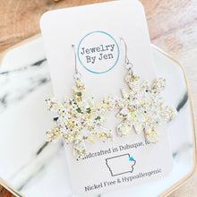 Load image into Gallery viewer, Snowflake: Gold &amp; White Glitter