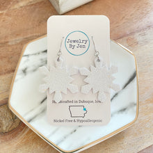 Load image into Gallery viewer, Snowflake: White Fine Glitter