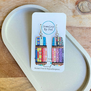 Bar Earrings (Medium): Books