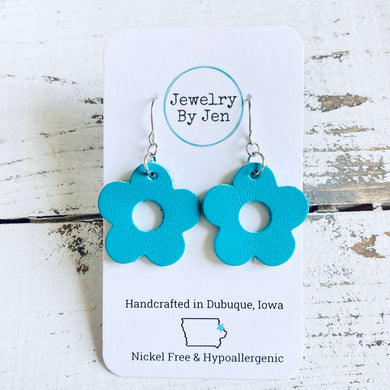 Petite Flower Earrings: Turquoise
