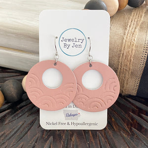 Embossed Rainbow Circle Earrings: Blush Pink