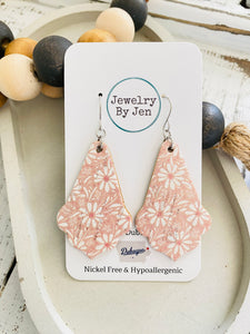 Chandelier Earrings: Pink Daisy
