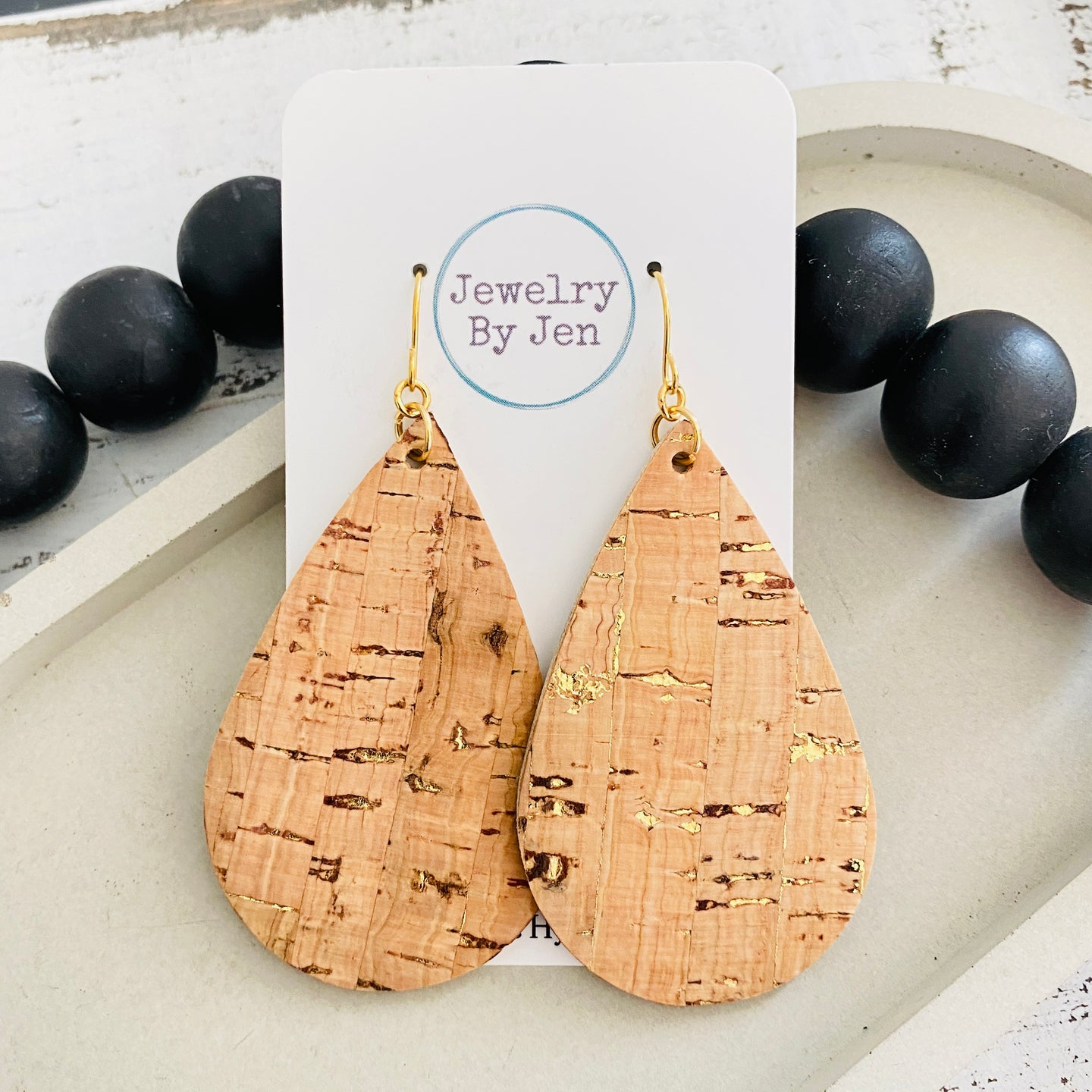 Cork w/Gold Accents Large Teardrop