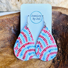 Load image into Gallery viewer, Large Teardrop: Patriotic Rainbow