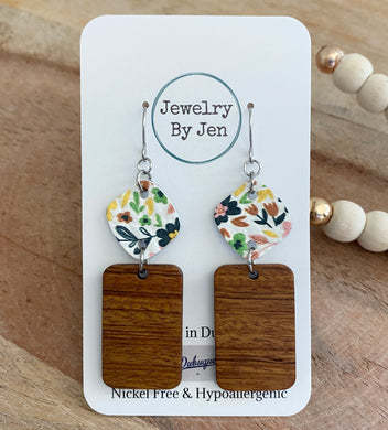Walnut Rectangle w/Gentle Summer Diamond Earrings