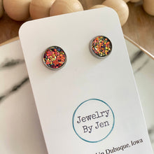 Load image into Gallery viewer, Chameleon Glitter Studs 10mm