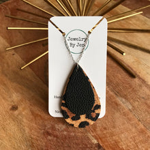Load image into Gallery viewer, Necklace: Cheetah &amp; Black Teardrop