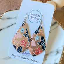 Load image into Gallery viewer, Textured Floral on Rose Gold Elegant Teardrop
