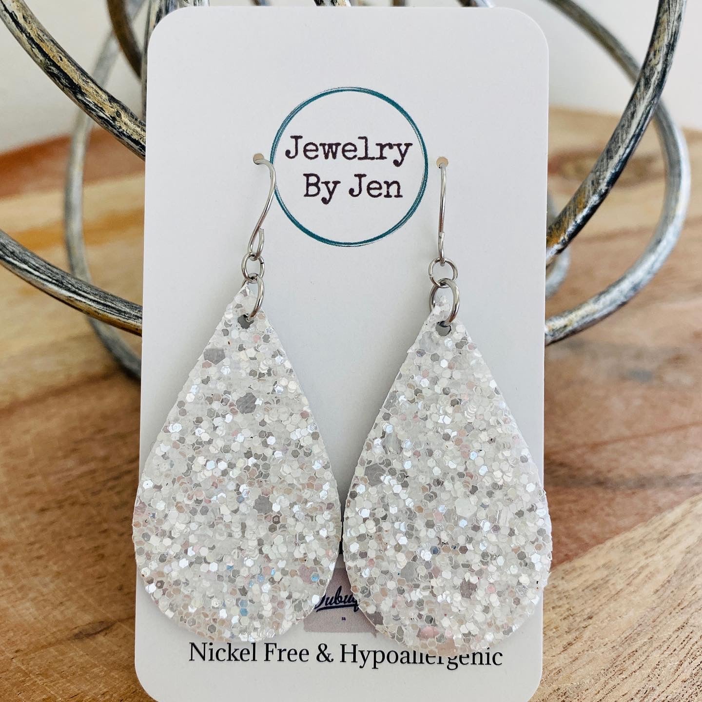 White Glitter Medium Teardrop