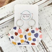 Load image into Gallery viewer, Circle w/Silver Accent: Colorful Stepping Stones
