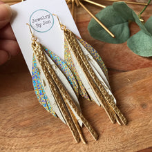 Load image into Gallery viewer, Holographic Crackle, White Wildwood &amp; Gold Stacked Fringe