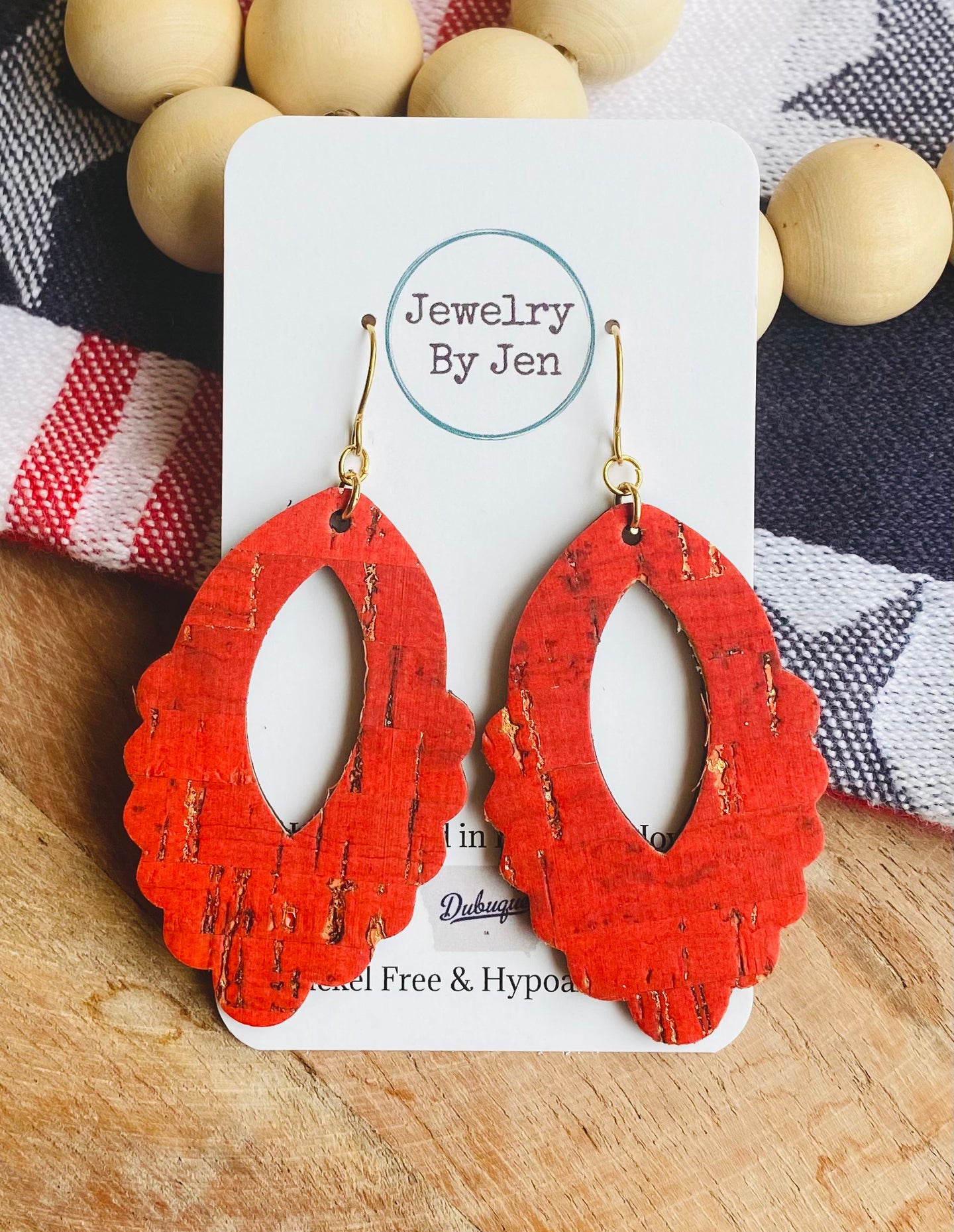 Red Cork w/Gold Accents Cork Large Scalloped Teardrop