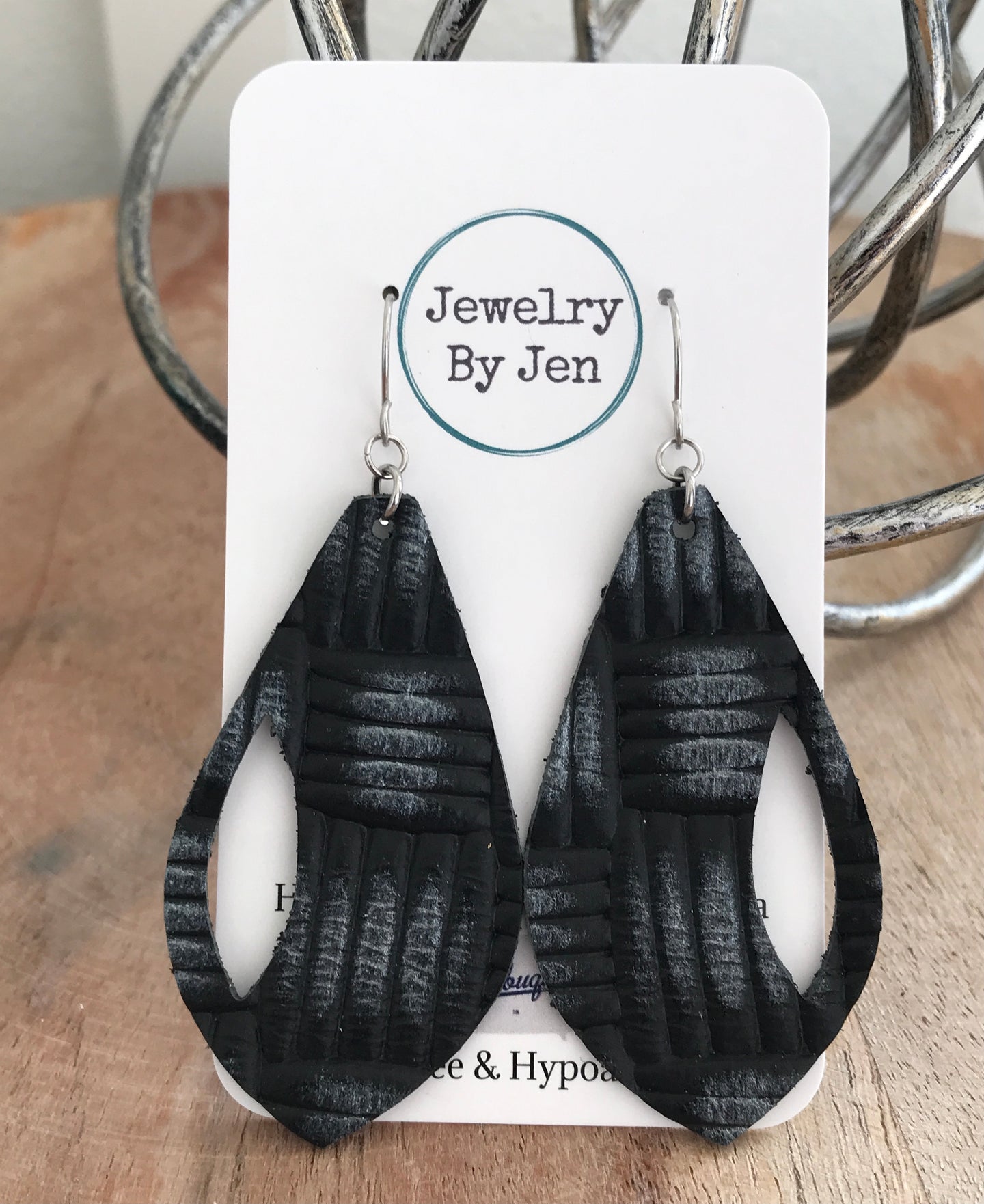Gunmetal Weave Side Cutout