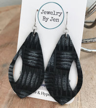Load image into Gallery viewer, Gunmetal Weave Side Cutout
