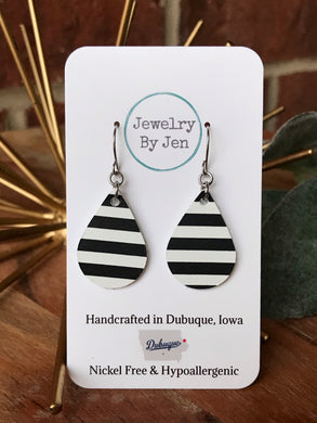 Small Teardrop: Black & White Petite Stripes