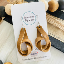 Load image into Gallery viewer, Knot: Caramel