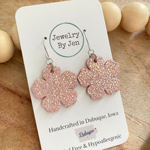 Load image into Gallery viewer, Sue’s Forget Me Not: Pink Sparkle