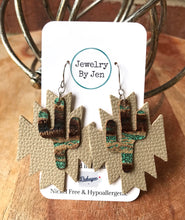 Load image into Gallery viewer, Champagne w/Aqua Bronze Cactus Southwest