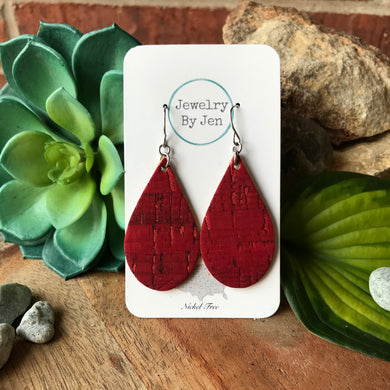Medium Teardrop: Dark Red Cork