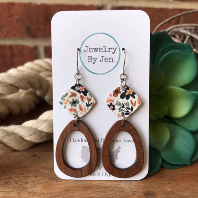 Wood Oblong & Gentle Summer Earrings