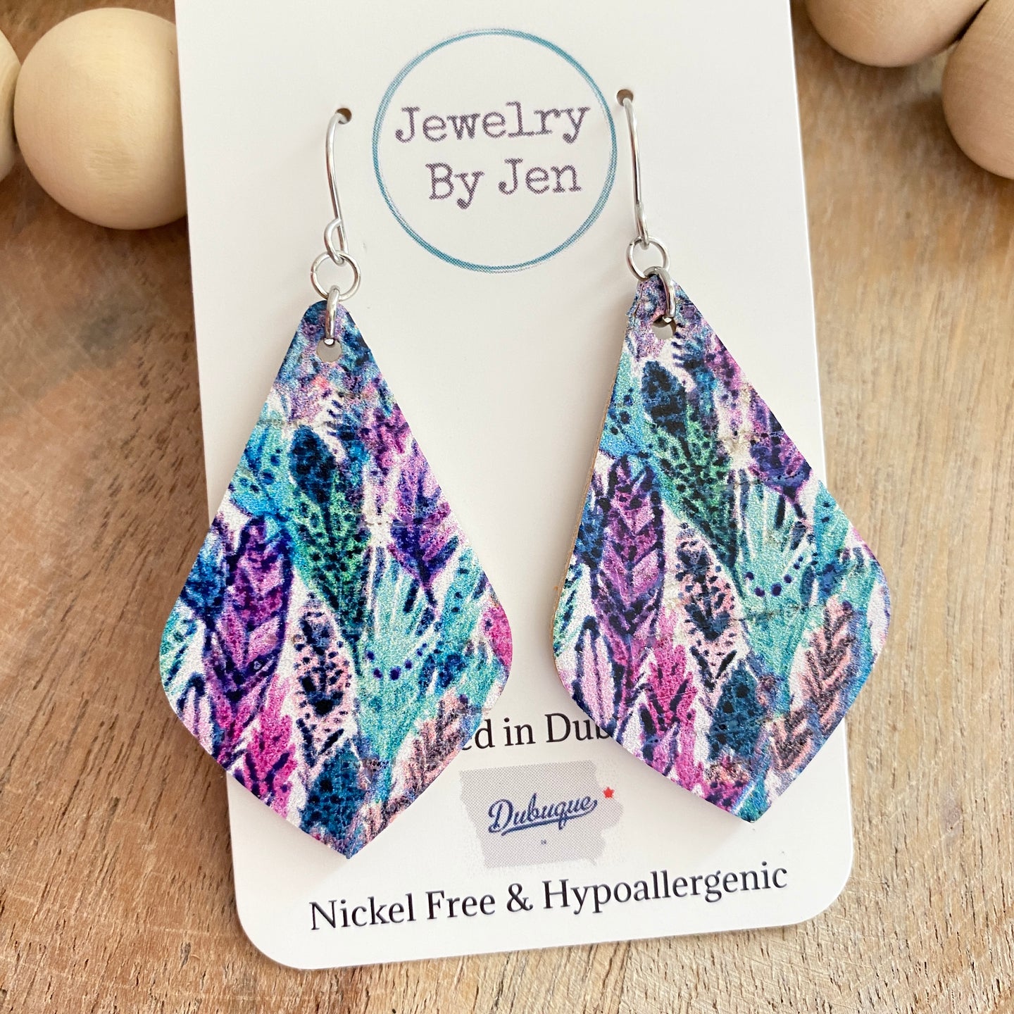 Feather Cork Elegant Teardrop