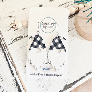 Gnome: White & Black Buffalo Plaid Hat