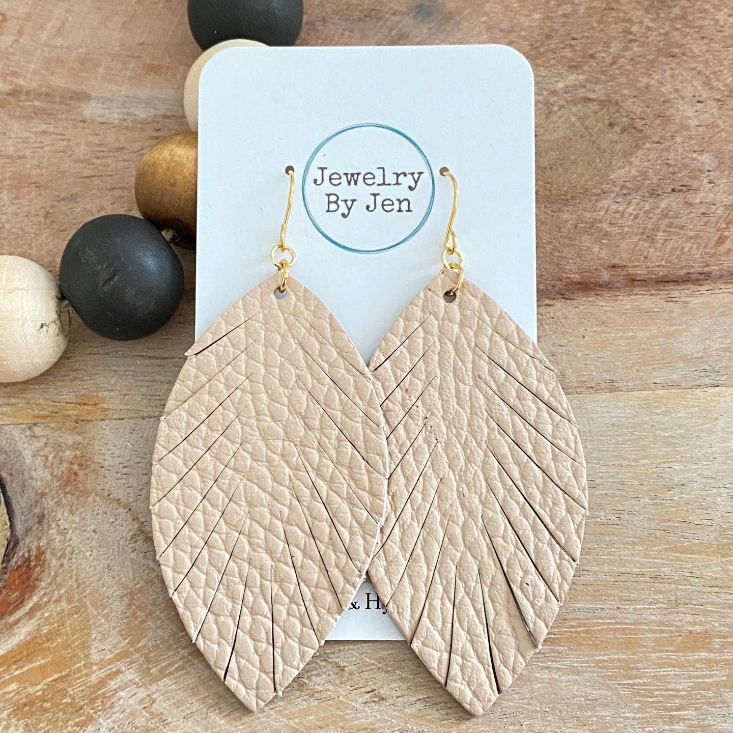 Flesh Pink Large Fringe Leaf
