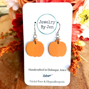 Mini Pumpkin: Smooth Orange
