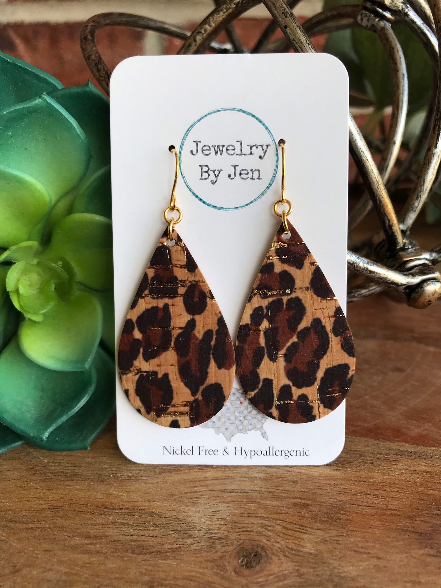 Cheetah Cork Medium Teardrop