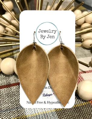 Large Pinched Earrings: Weathered Tan